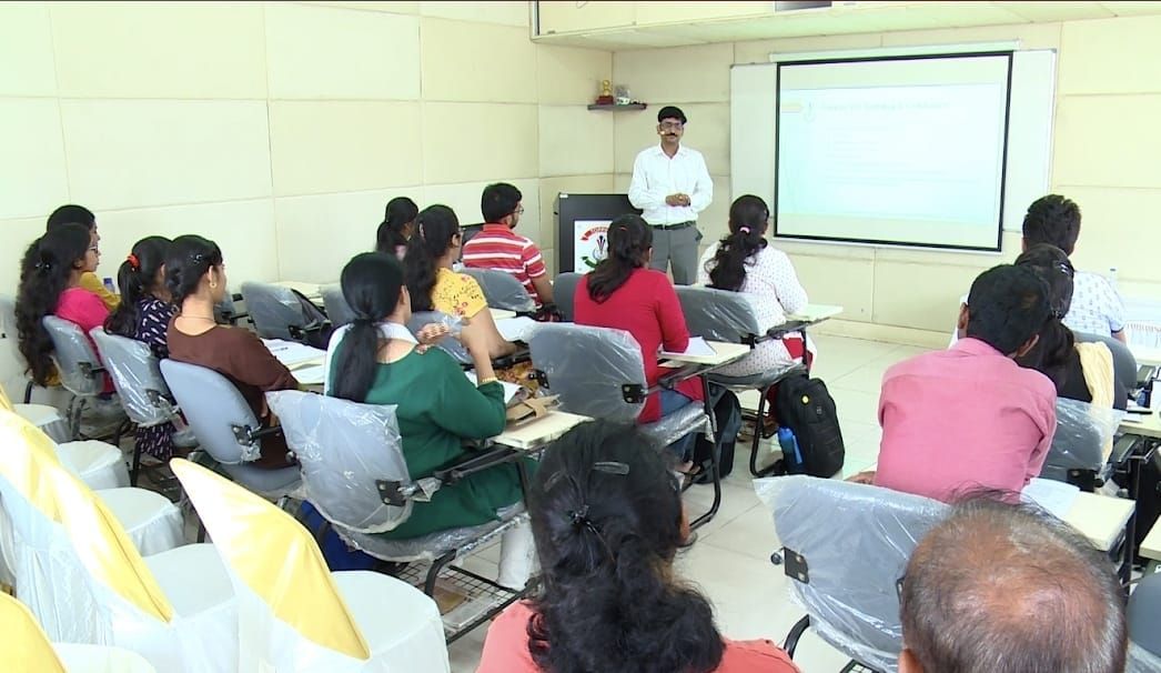 Topper IAS image 2